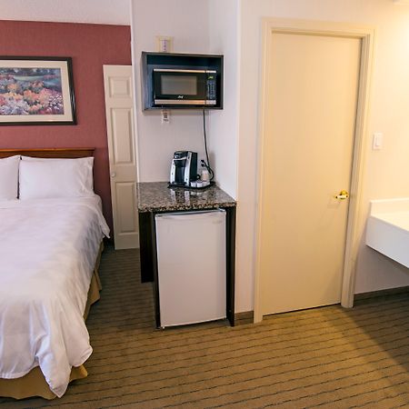 Holiday Inn Hinton By Ihg Екстериор снимка