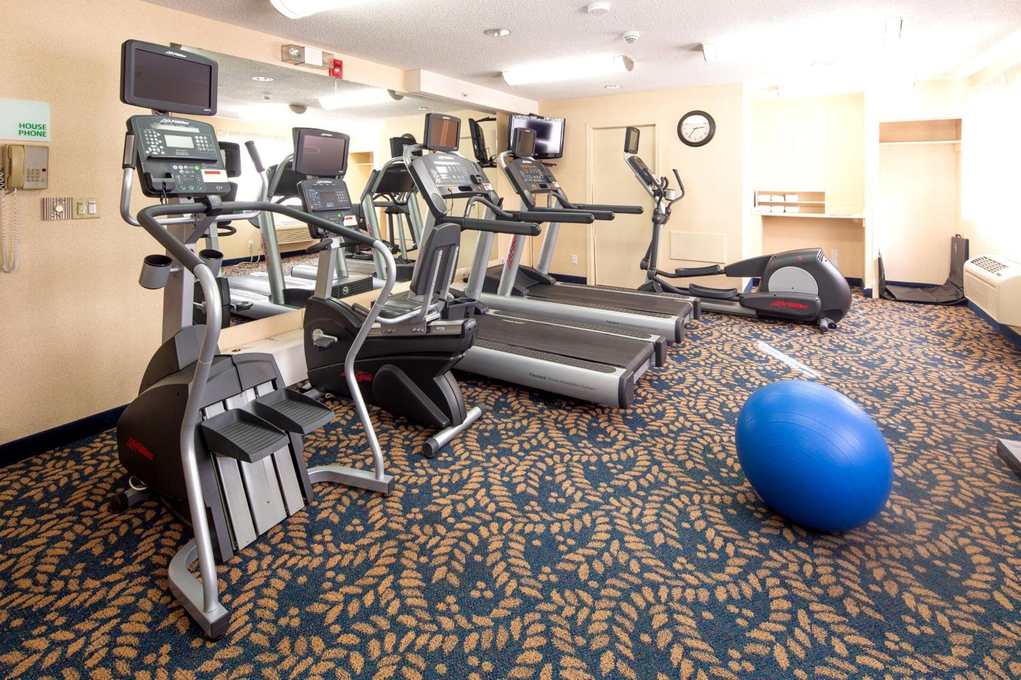 Holiday Inn Hinton By Ihg Екстериор снимка