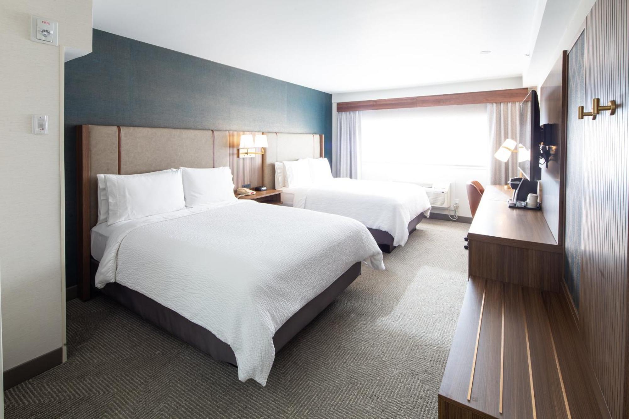 Holiday Inn Hinton By Ihg Екстериор снимка