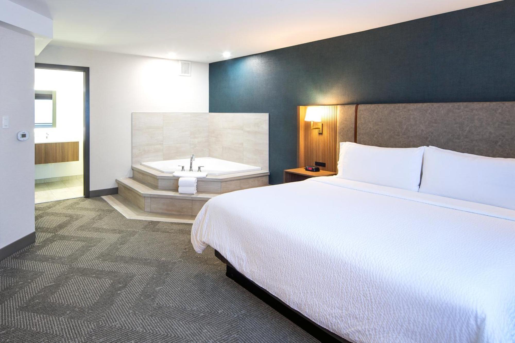Holiday Inn Hinton By Ihg Екстериор снимка