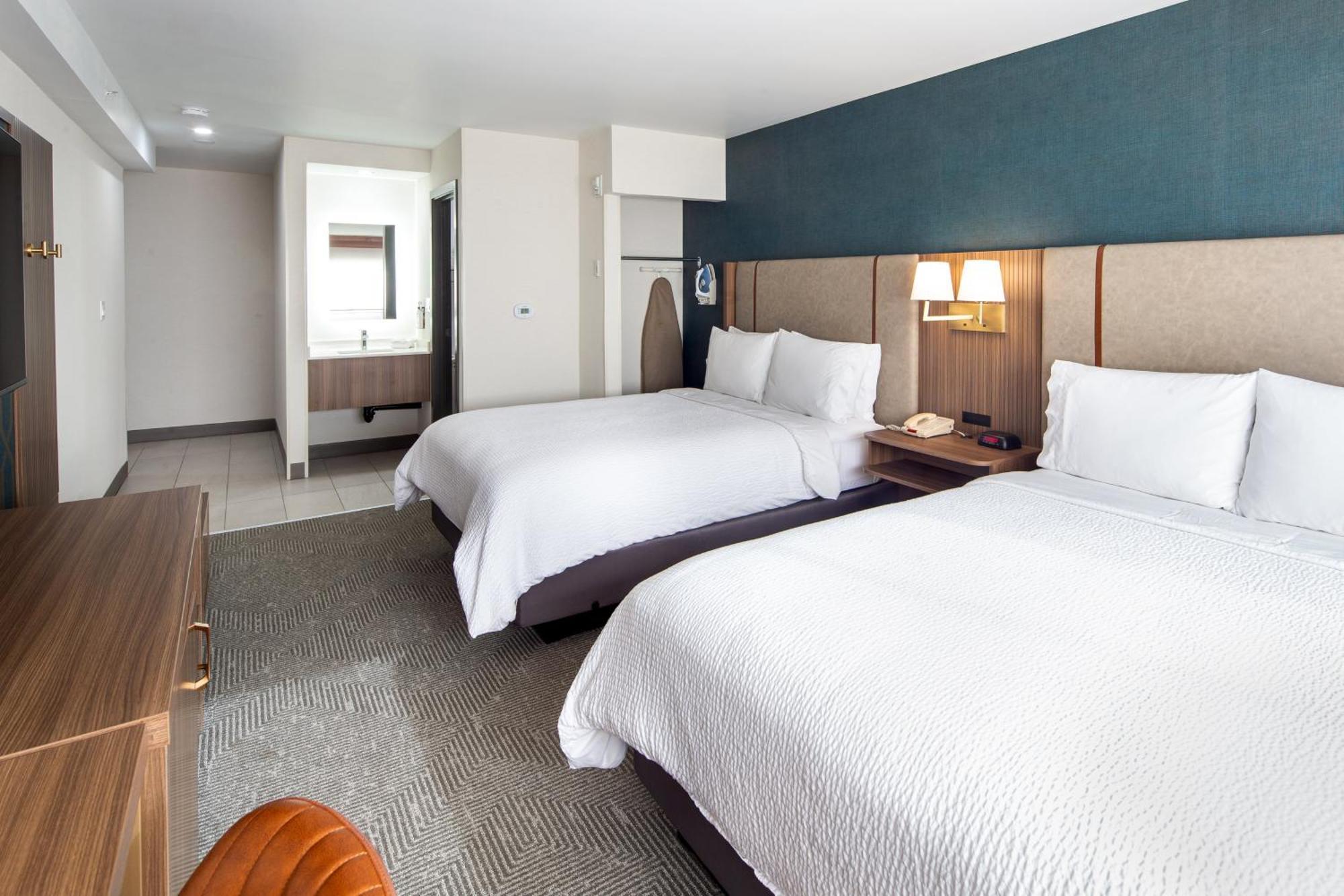 Holiday Inn Hinton By Ihg Екстериор снимка